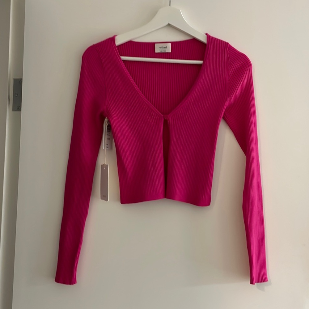 Aritzia Fuchsia Ribbed V-Neck Long Sleeve Cardigan